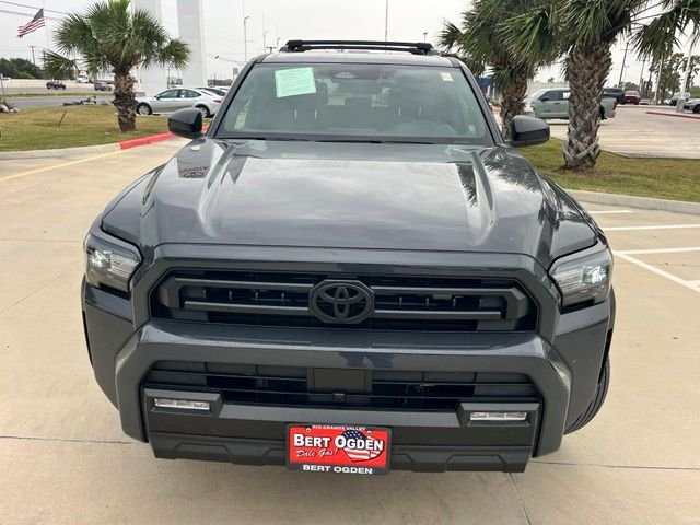 Used 2026  Toyota SR5 image 2