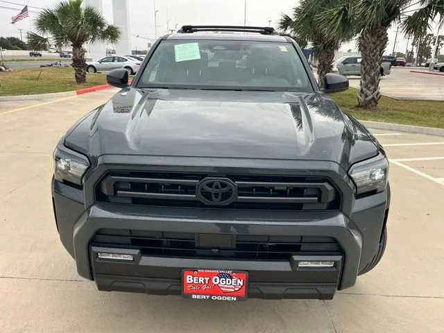 Used 2026  Toyota SR5 image 2