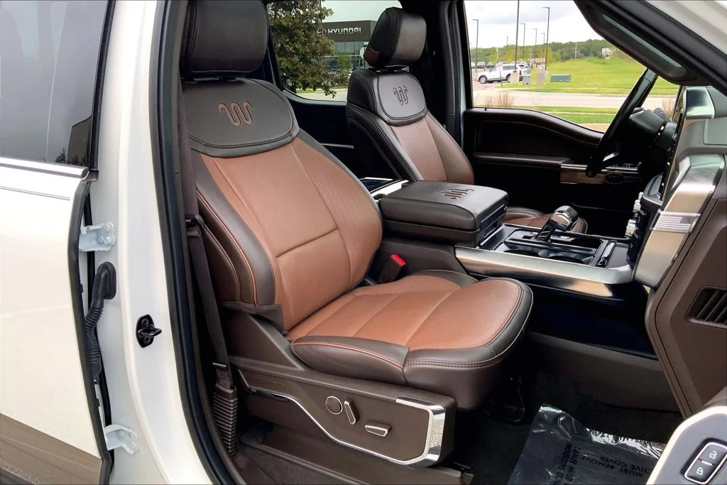 Used 2023 White Ford King Ranch image 7