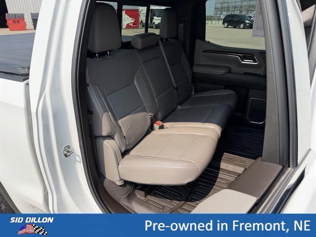 Used 2024 Summit White GMC SLE image 10