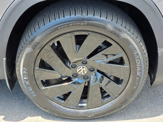 2024 Volkswagen Atlas SE w/Tech - Photo 9