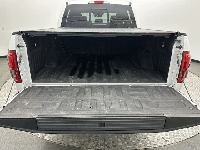 Used 2017 White Ford Lariat image 24