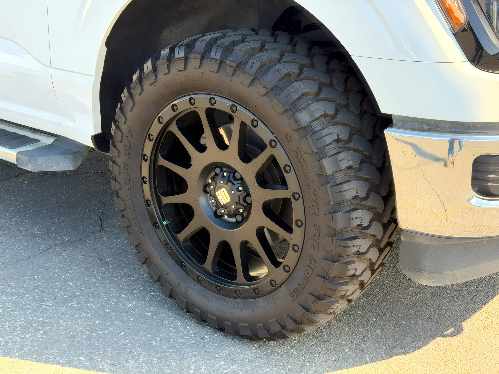 2024 Ford F-150 XLT - Photo 9