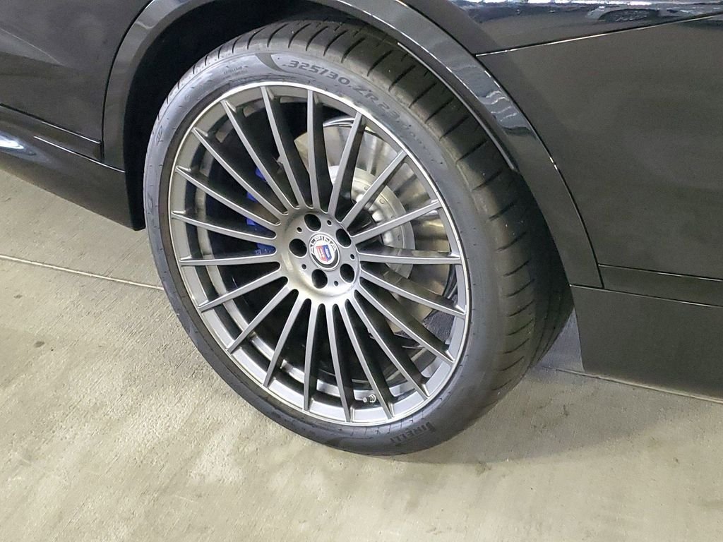 2025 BMW X7 ALPINA XB7 - Photo 5