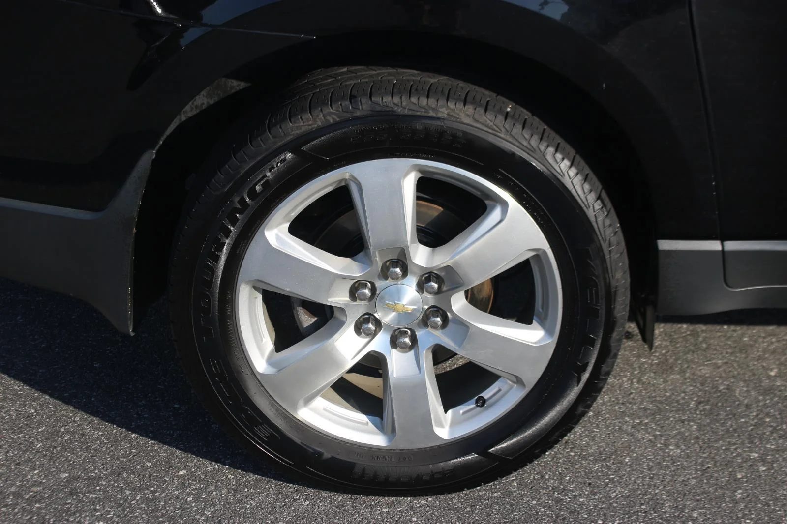 Used 2016 MOSAIC BLACK METALLIC Chevrolet LTZ image 38