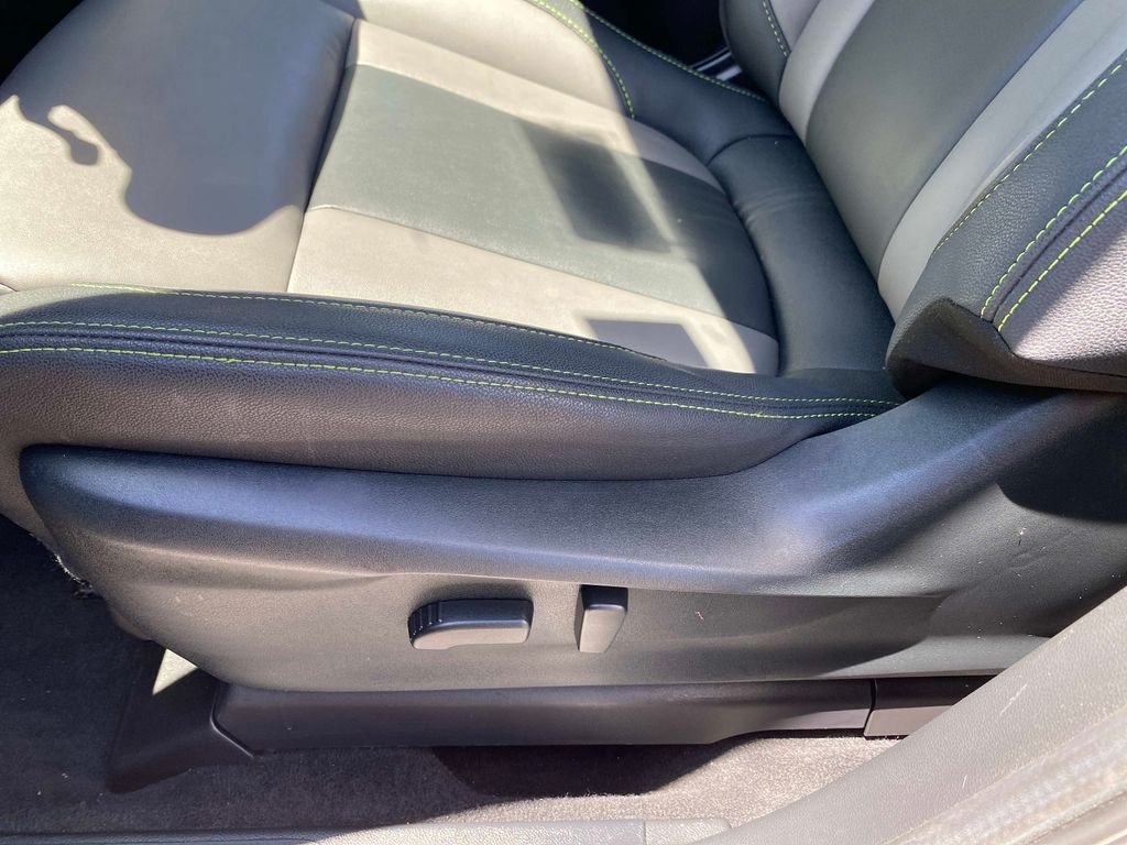 Used 2023 White Subaru Onyx Edition image 26