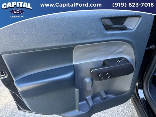 Used 2023 Black Ford Lariat image 17