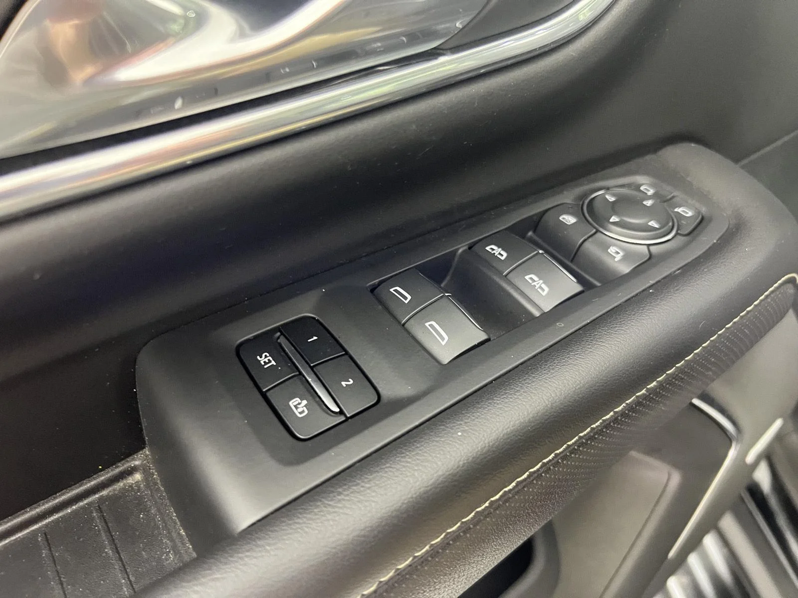 Used 2023 Black Chevrolet Premier image 18