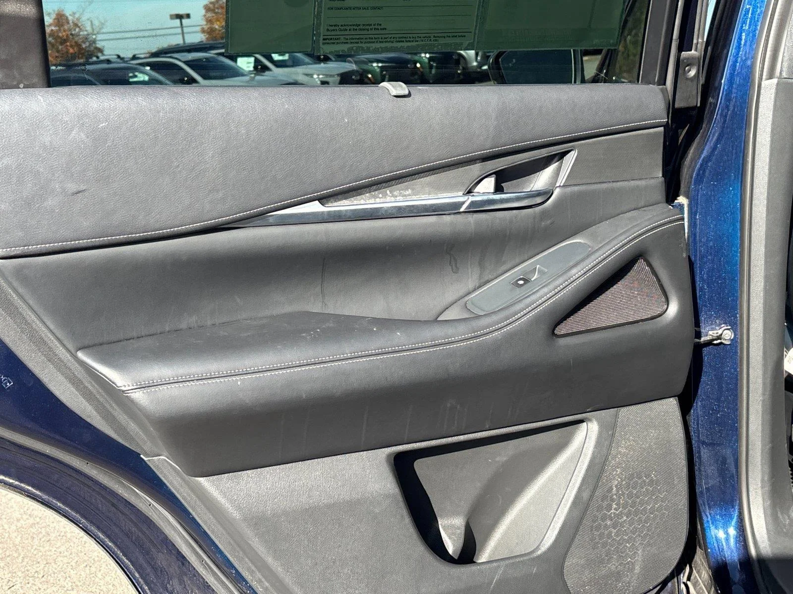Certified Used 2023 Grand Blue INFINITI LUXE image 31