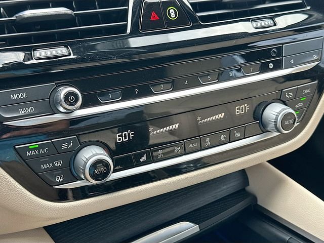 Used 2022 Gray BMW 530i image 16