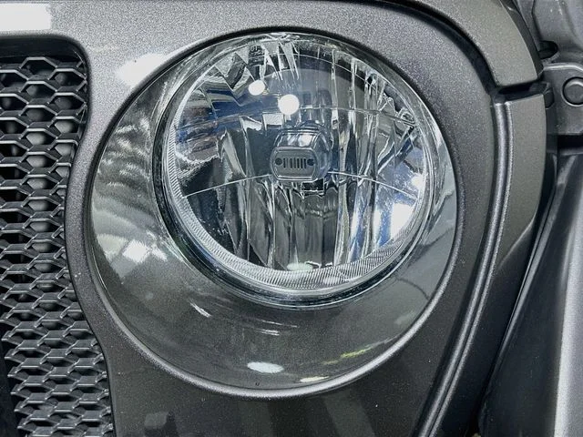 Certified Used 2022 Gray Jeep Sport image 21