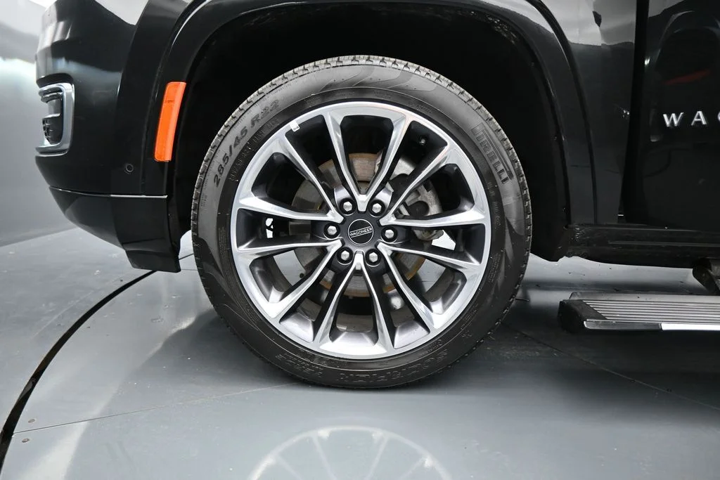 Used 2025 Black Jeep Series III image 35
