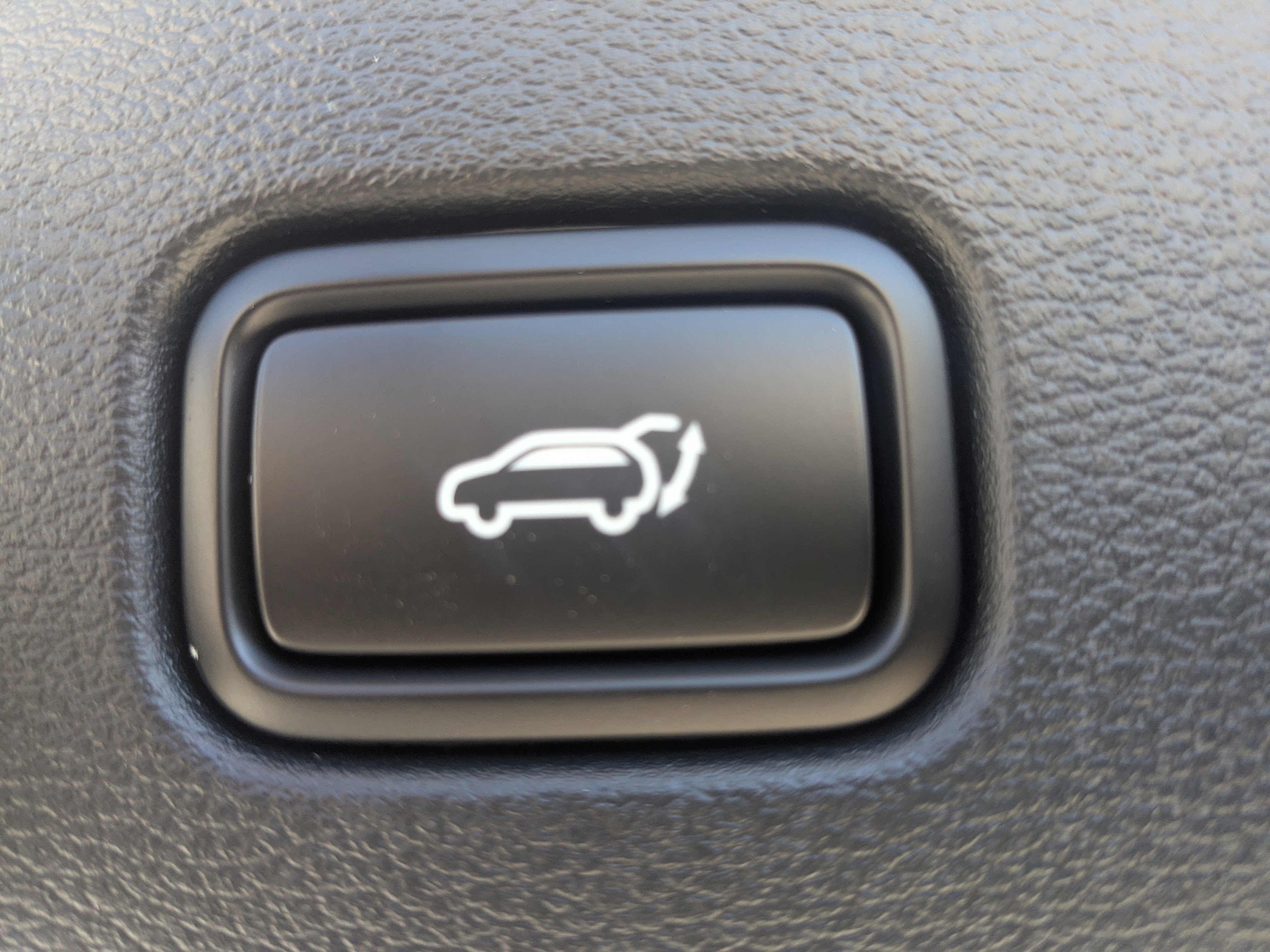 New 2026 Snow White Pearl Kia EX image 16