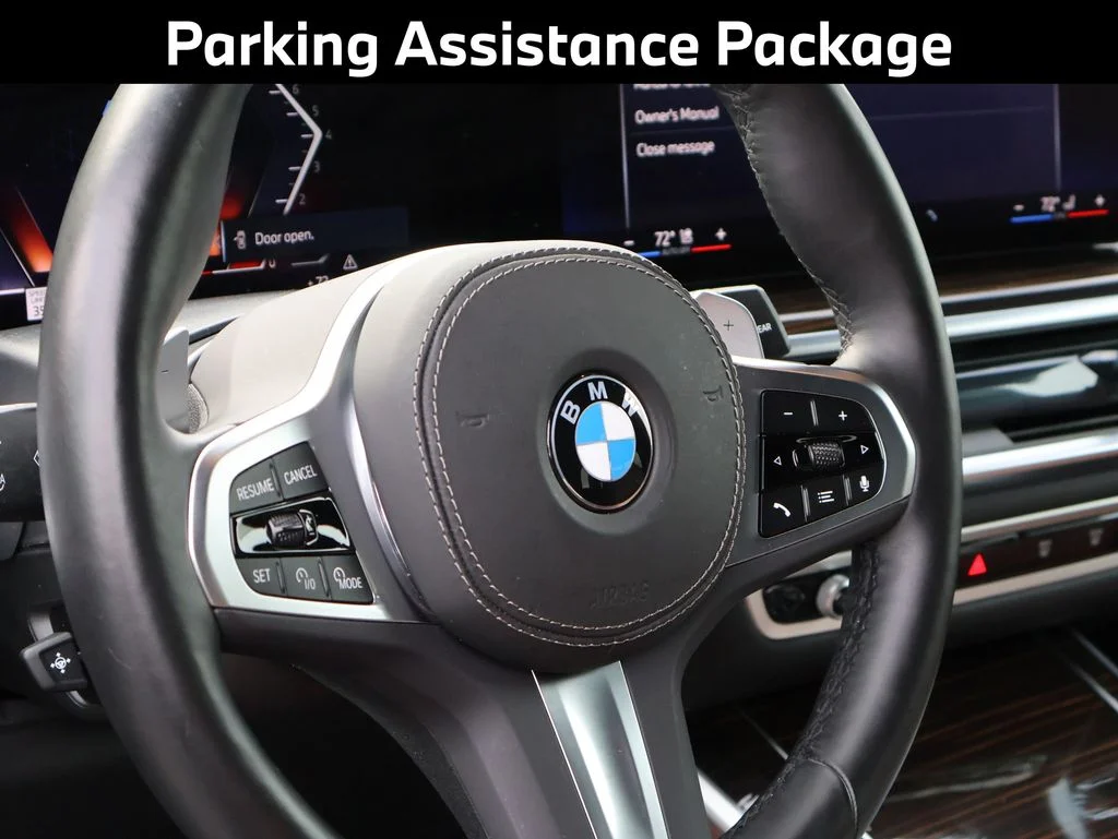 Used 2026 Black BMW xDrive40i image 6