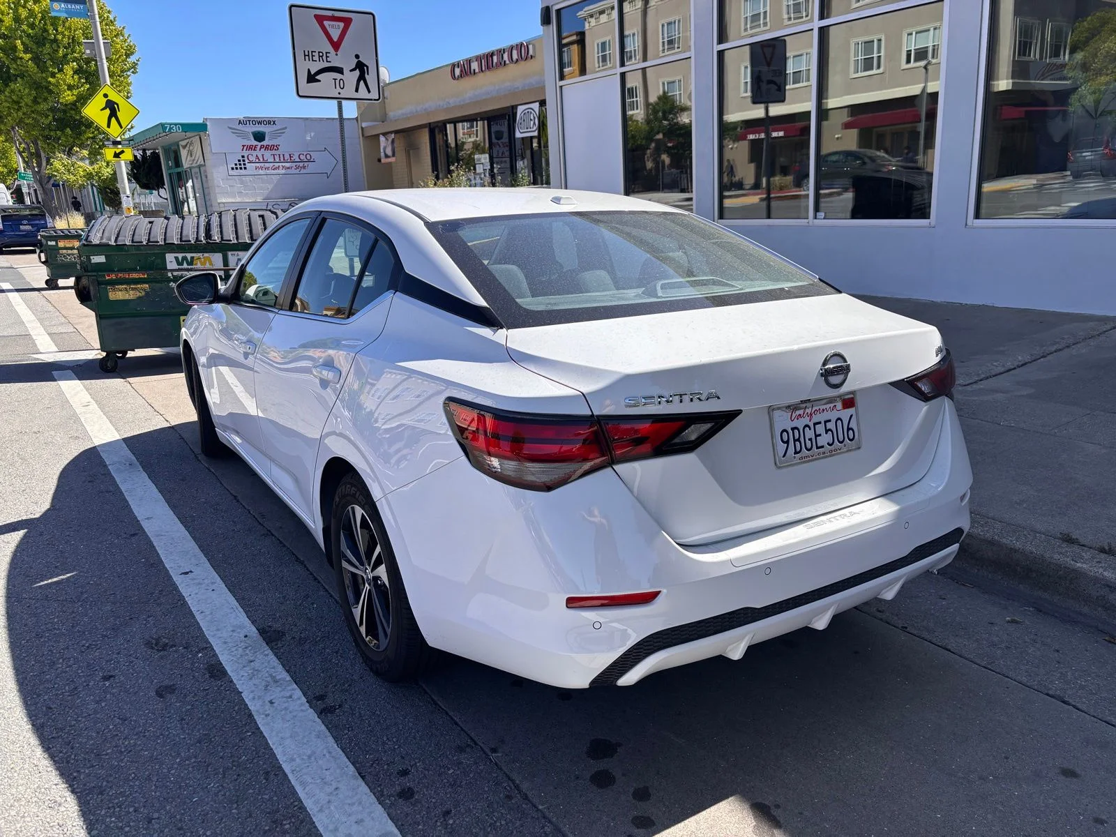 Used 2022 Nissan Sentra SV with VIN 3N1AB8CV5NY245932 for sale in Albany, CA