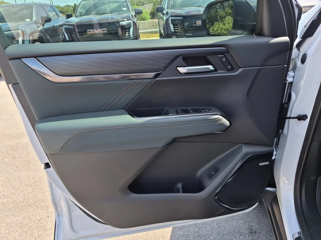2027 GMC Acadia AT4 - Photo 16