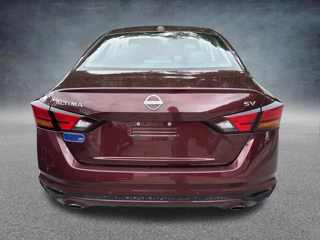 Used 2024  Nissan 2.5 SV image 6