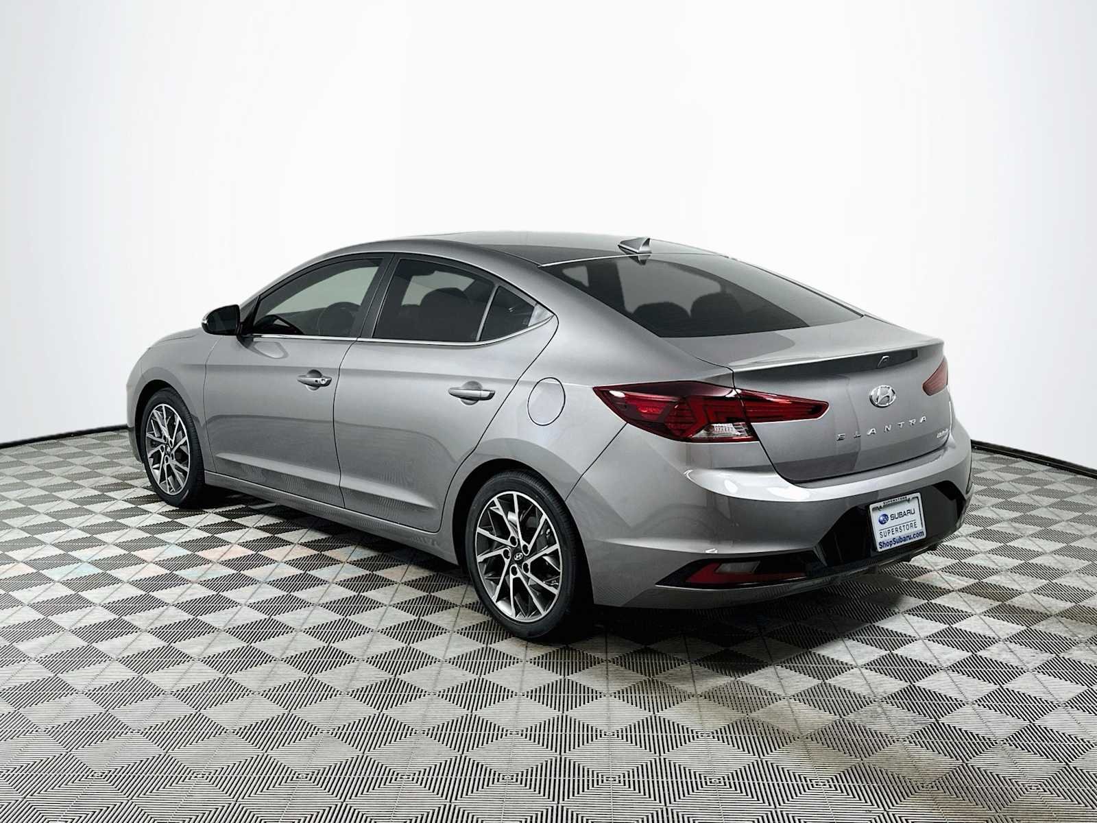 Used 2020 Fluid Metal Hyundai Limited image 5