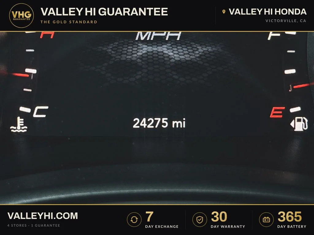 Used 2023 Silver Dodge SXT image 22