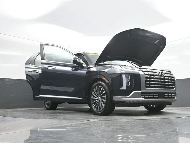 Used 2024 White Hyundai Calligraphy image 32