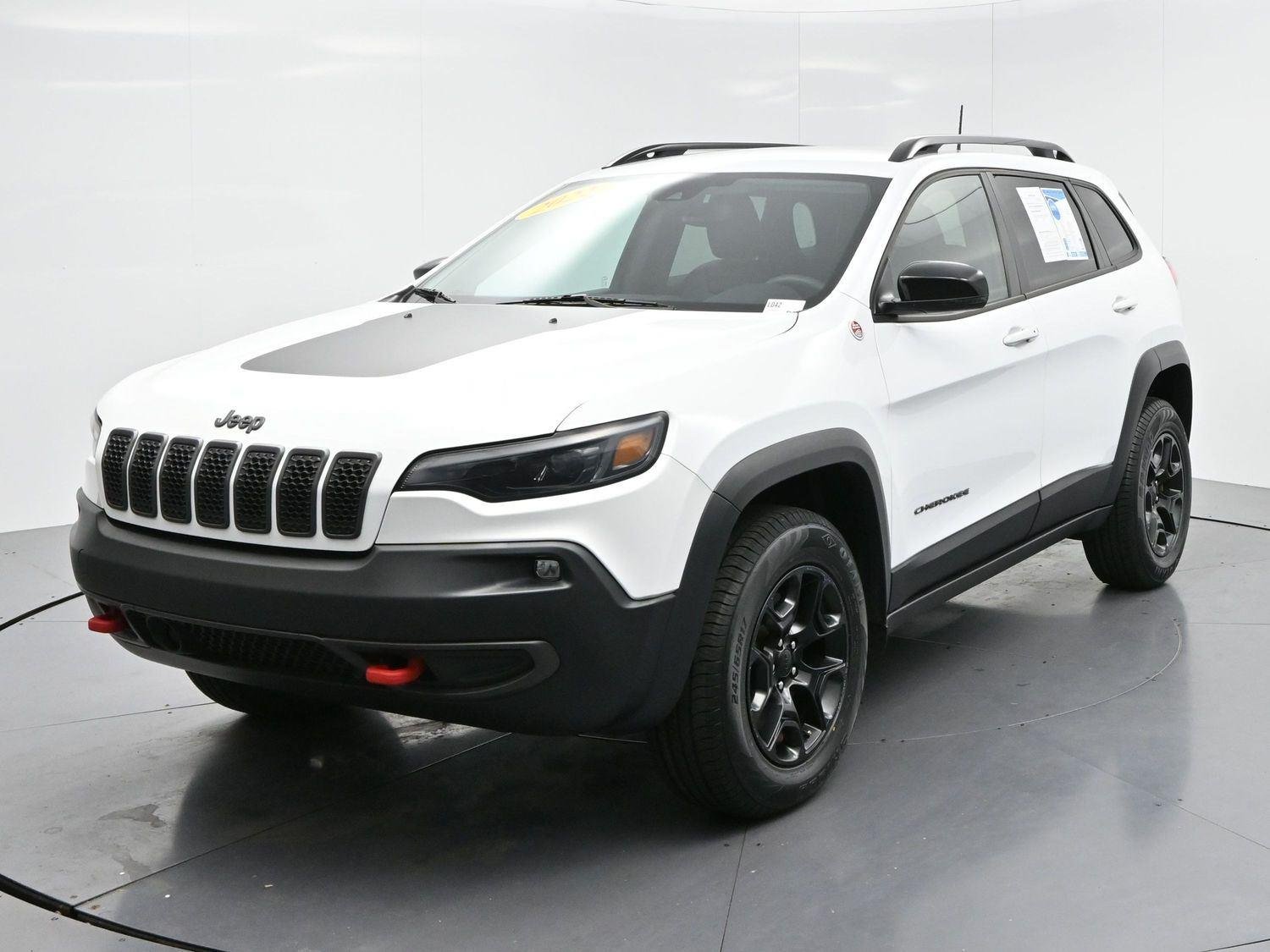 Used 2022 White Jeep Trailhawk image 3