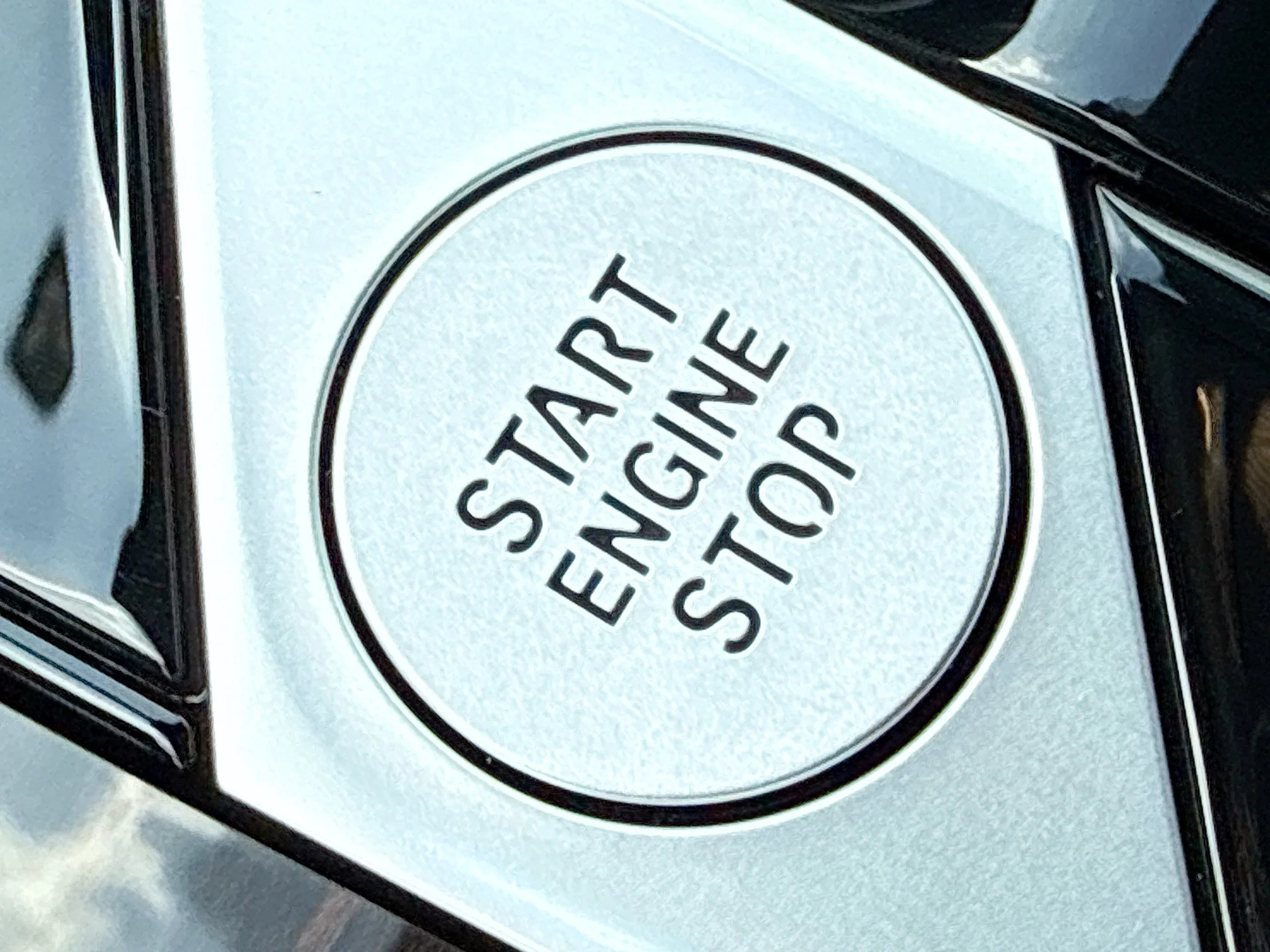 New 2026 Alpine White BMW sDrive40i image 38