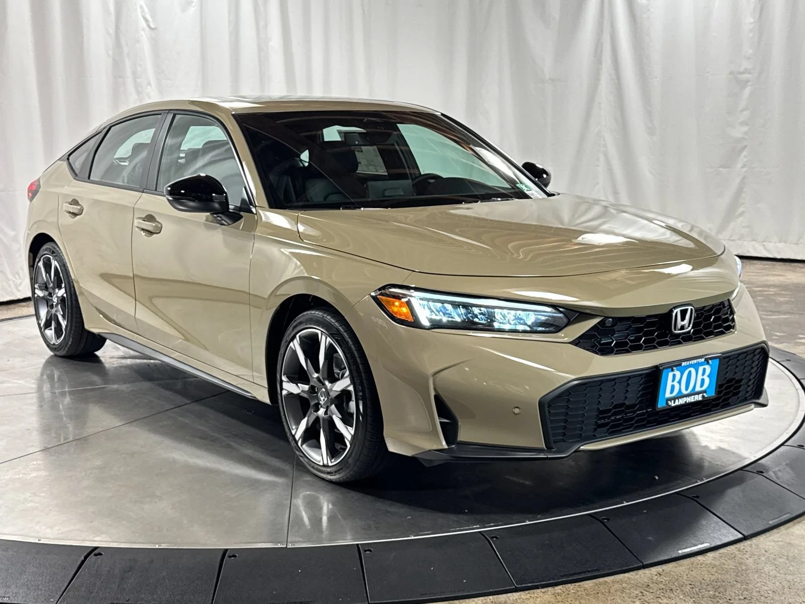 New 2026 Sand Dune Pearl Honda Sport Touring image 7