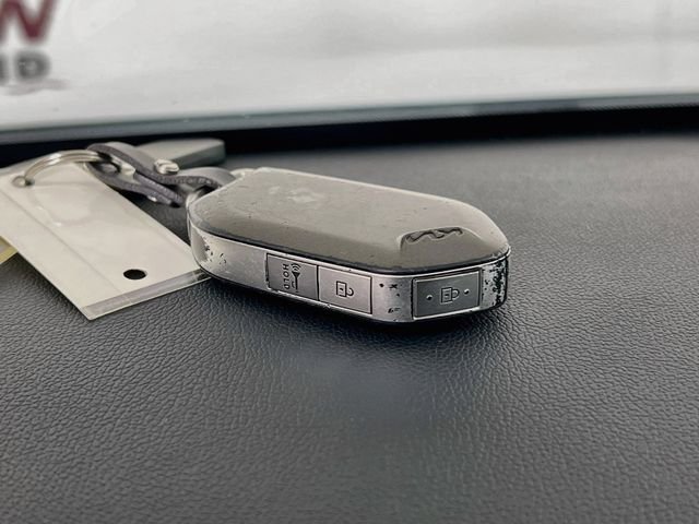 2024 Kia Sorento S - Photo 31