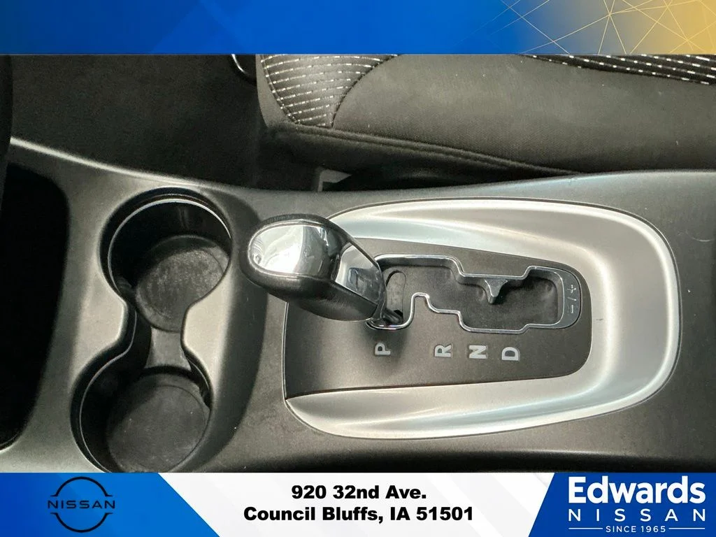 Used 2020 White Dodge SE image 27