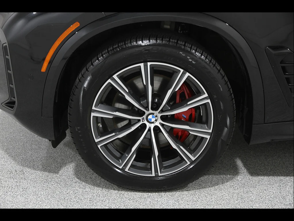 Certified Used 2024 BLACK BMW xDrive40i image 22