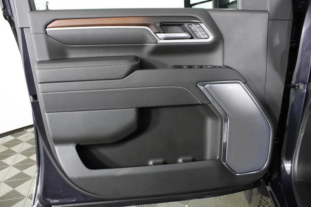 New 2026 Titanium Rush Metallic GMC Denali image 10