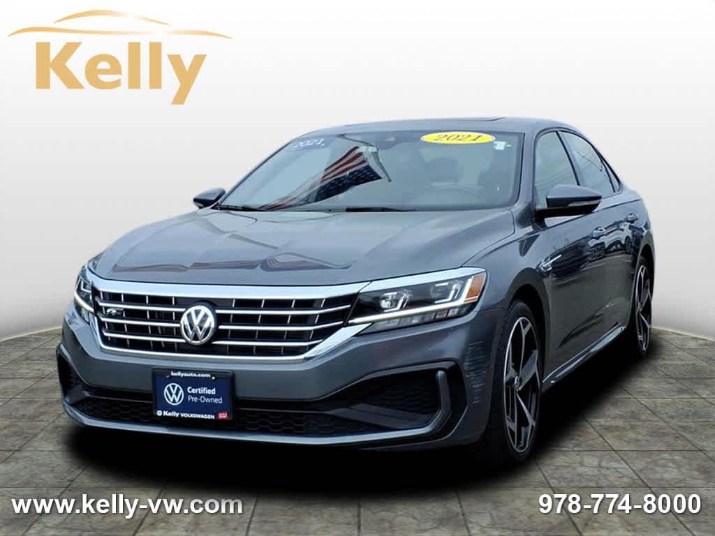 2021 Volkswagen Passat R-Line
