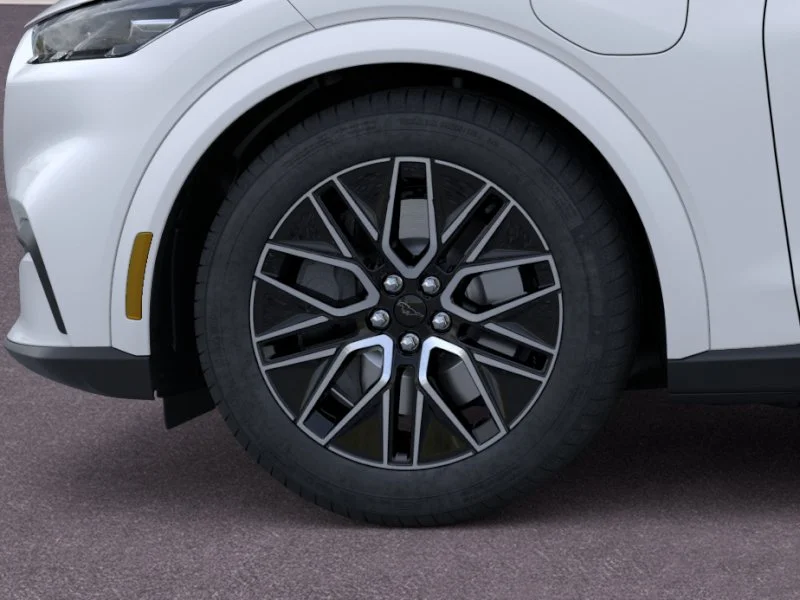 New 2026 Star White Metallic Tri-coat Ford Premium image 40