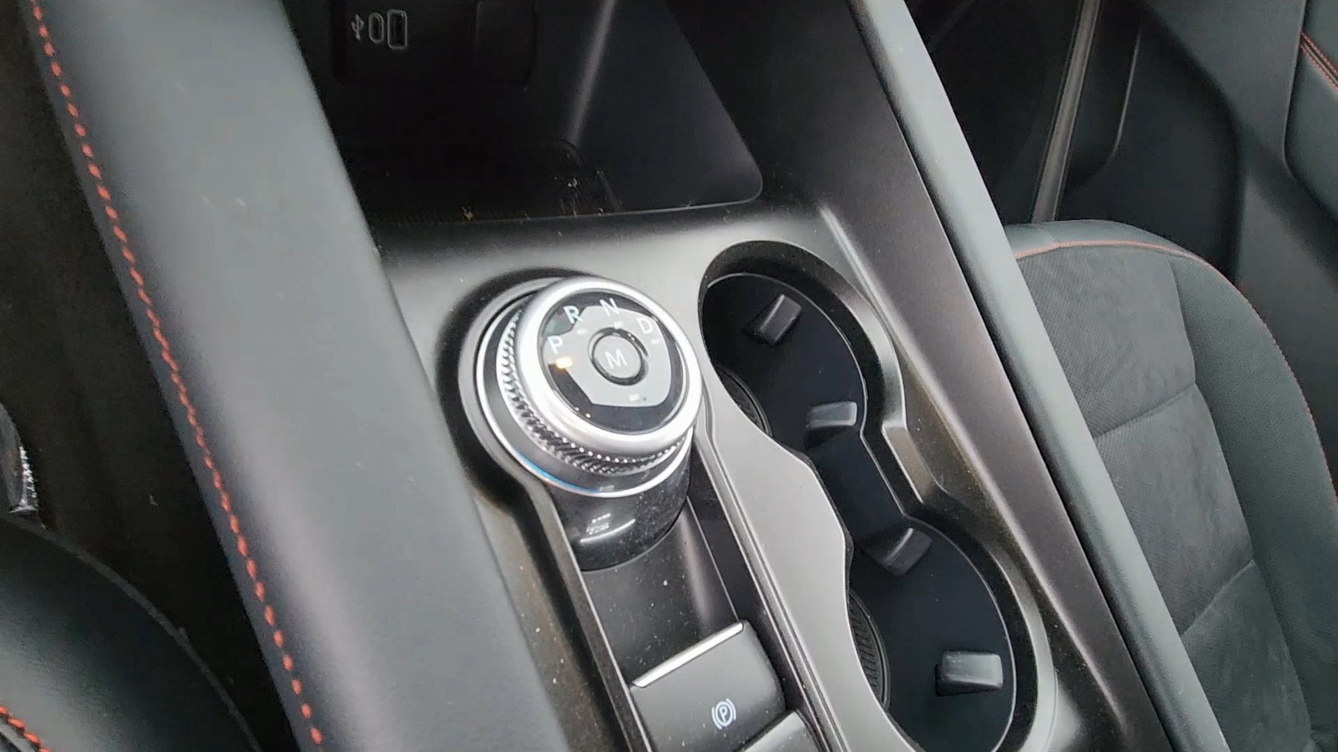 2026 Ford Explorer ST - Photo 39