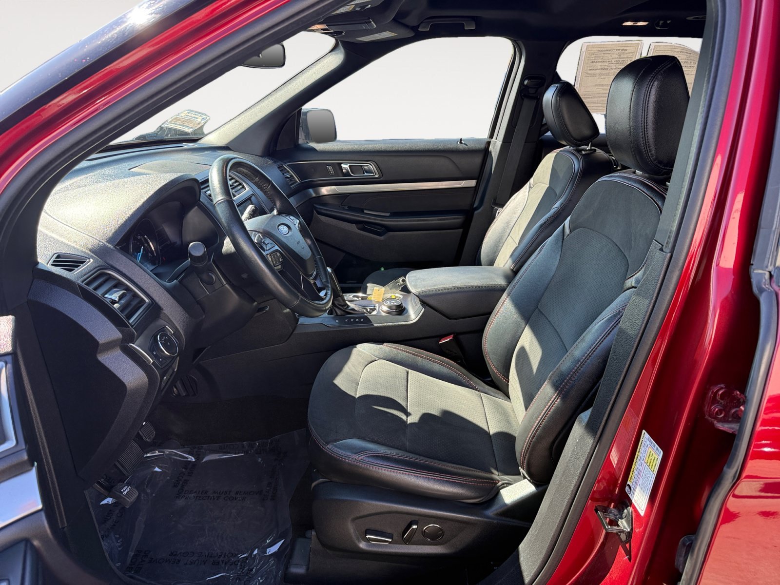 Used 2018 Ruby Red Metallic Ford XLT image 10