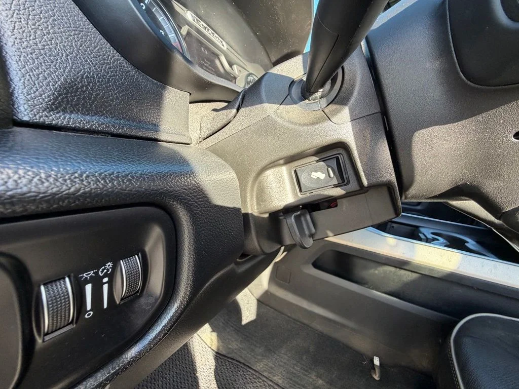 Used 2019 Black Ram Laramie image 18