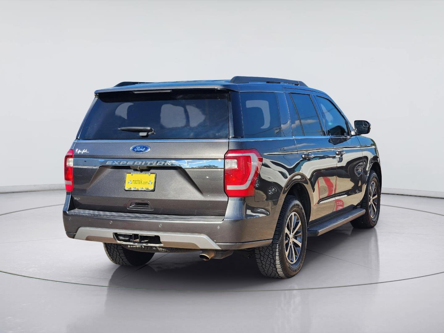 2019 Ford Expedition photo 5 of 34