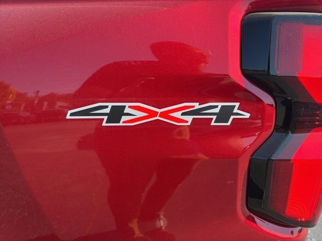 2026 Chevrolet Colorado LT - Photo 13