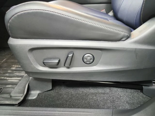 Used 2026 Gray INFINITI SPORT image 20