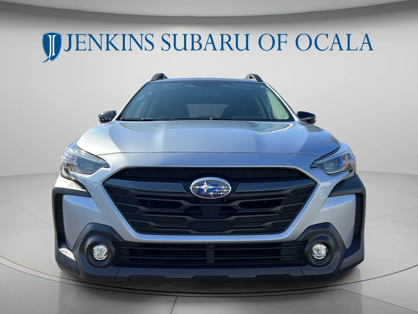 Used 2025 Ice Silver Metallic Subaru Premium image 8