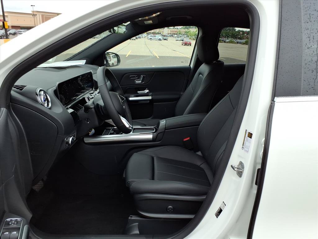 Certified Used 2026 Polar White Mercedes-Benz GLA 250 image 10