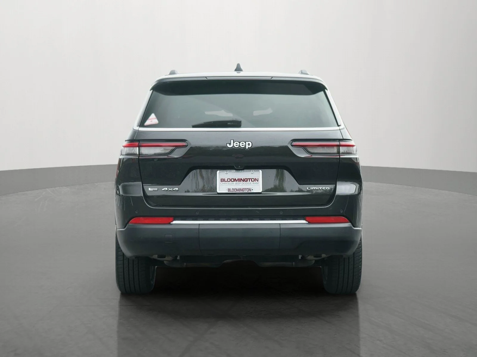 Used 2021 Rocky Mountain Pearlcoat Jeep Limited image 6