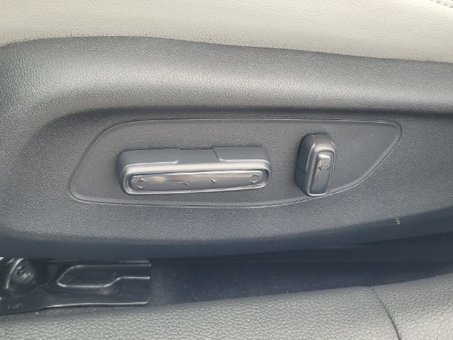 Used 2024 White Acura Base image 19