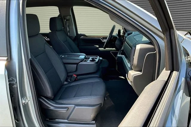New 2026 Sterling Gray Metallic Chevrolet RST image 11