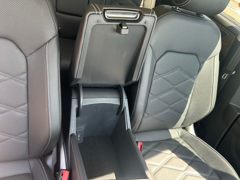 2026 Volkswagen Atlas SE w/Tech - Photo 38