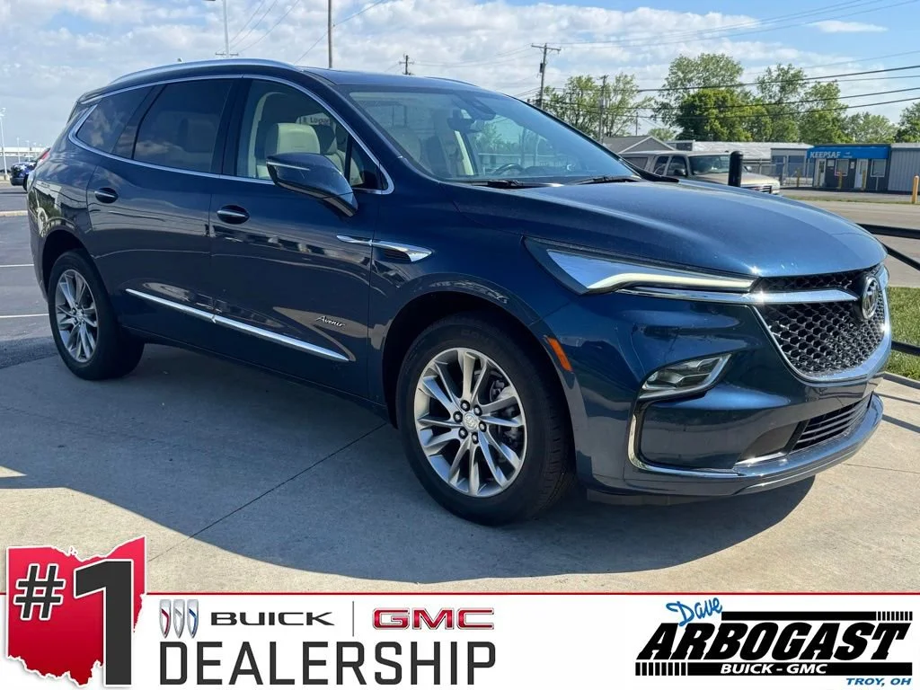 2022 Buick Enclave Avenir AWD's photo