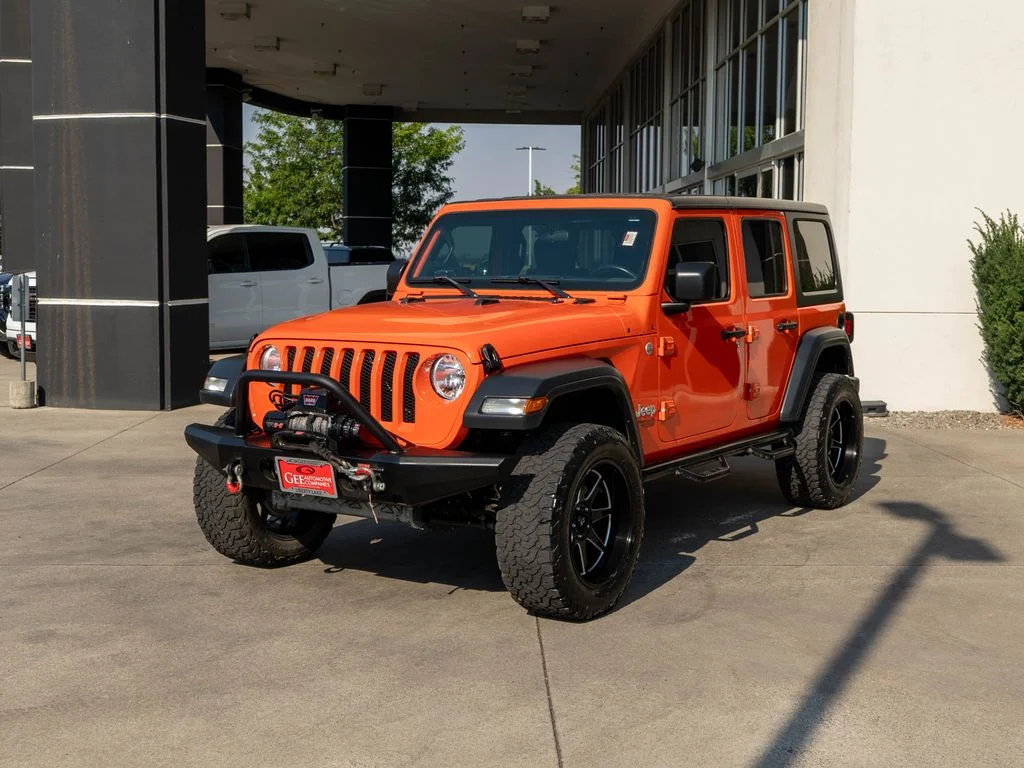 Used 2018 Orange Jeep Unlimited Sport S image 3