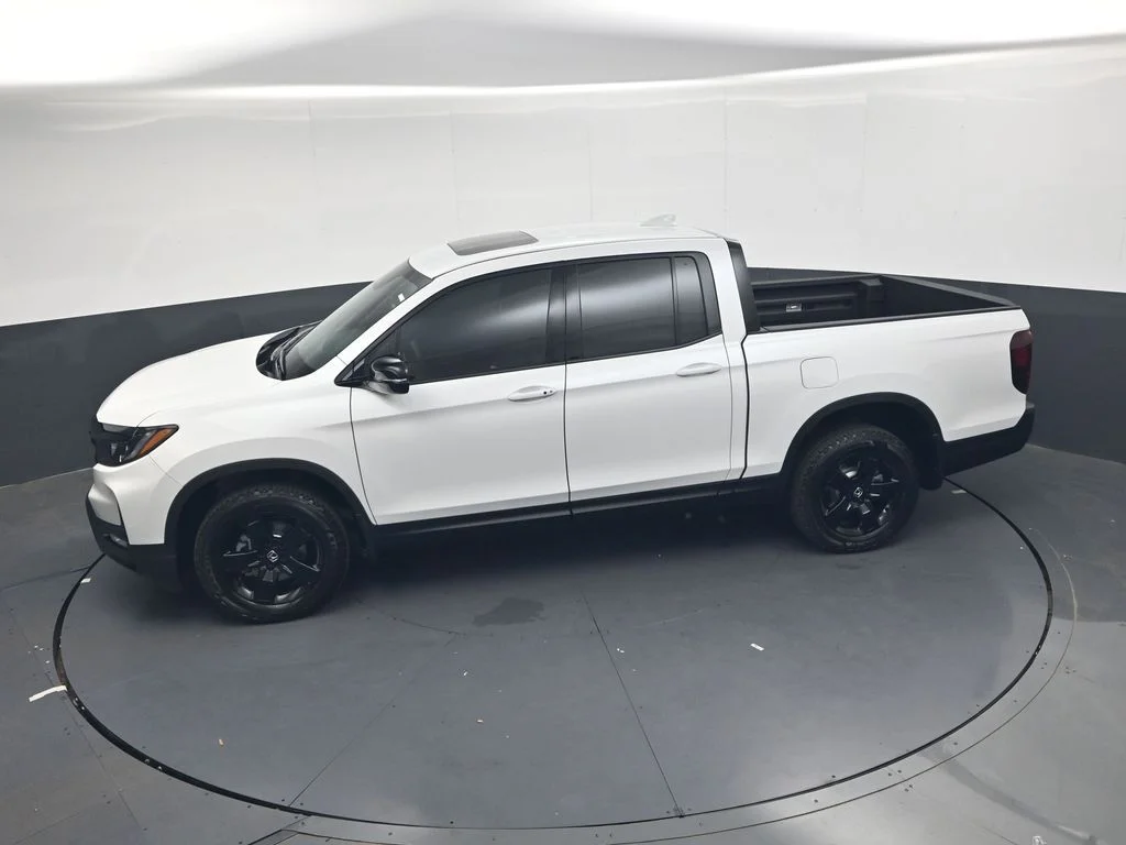 New 2026 Platinum White Pearl Honda Black Edition image 21