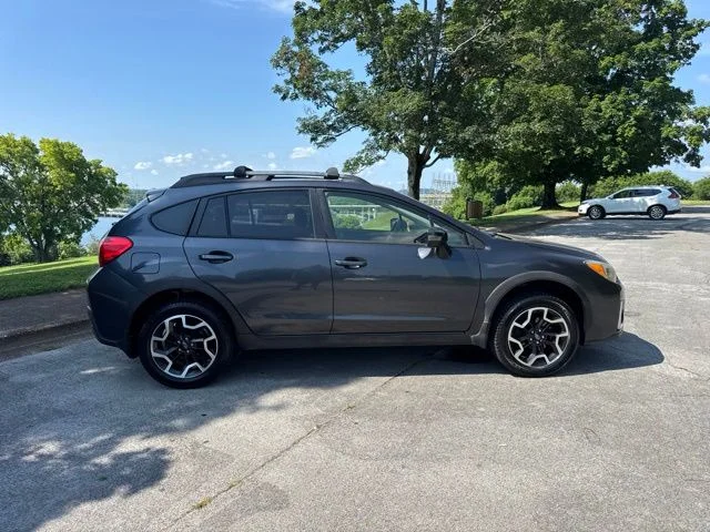 Used 2017 Gray Subaru 2.0i Limited image 8