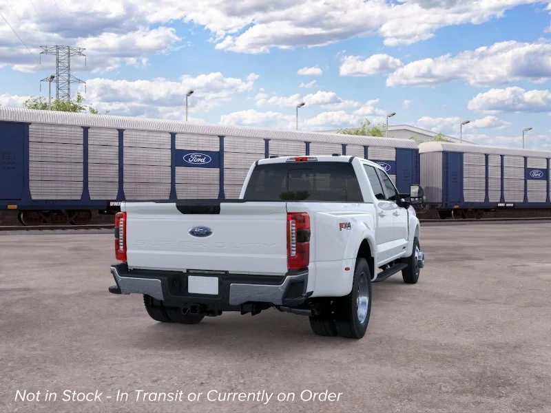 New 2026 Oxford White Ford F-450® XLT image 8